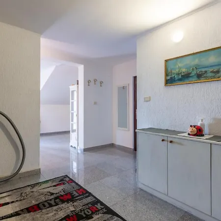 Apartman View 3 By Guide *